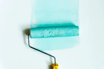 Peinture intérieure à Izieu — murs, plafonds et boiseries